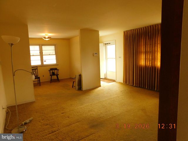 212 WARDEL RD, Wilmington, DE 19804