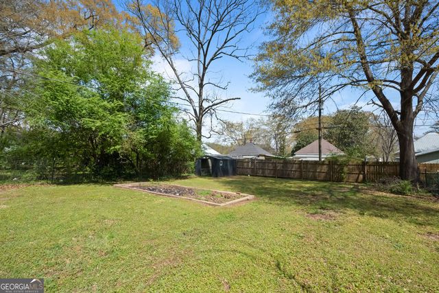 105 International Street, Hogansville, GA 30230