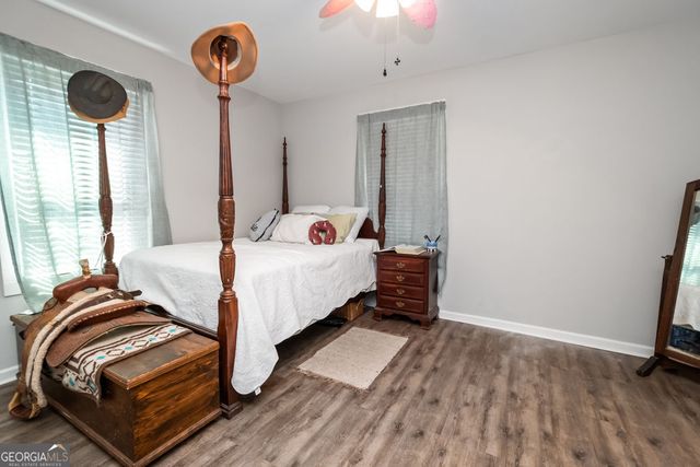 105 International Street, Hogansville, GA 30230