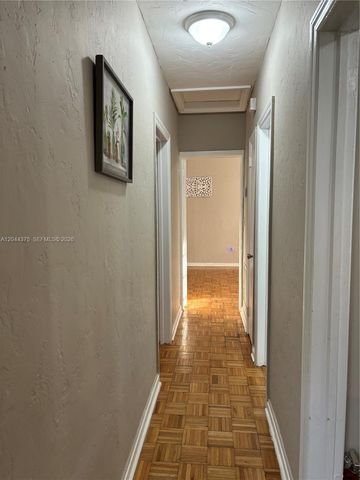 2082 NE 180th St 2082, North Miami Beach, FL 33162