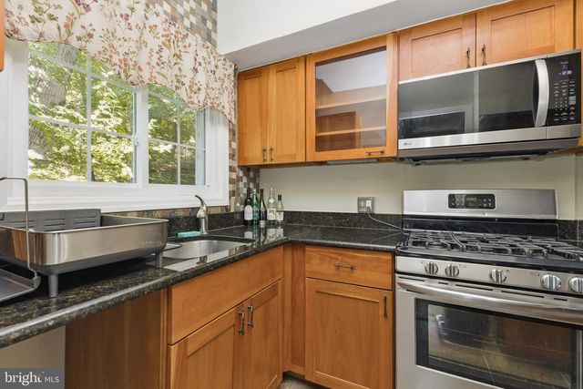 1609 PRESTON RD, Alexandria, VA 22302