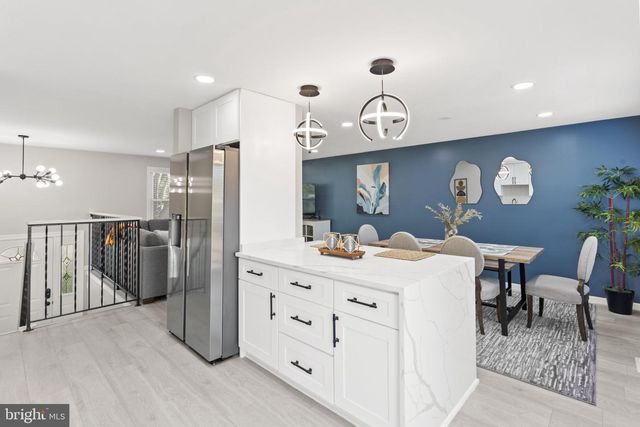 2592 VIKING DR, Herndon, VA 20171
