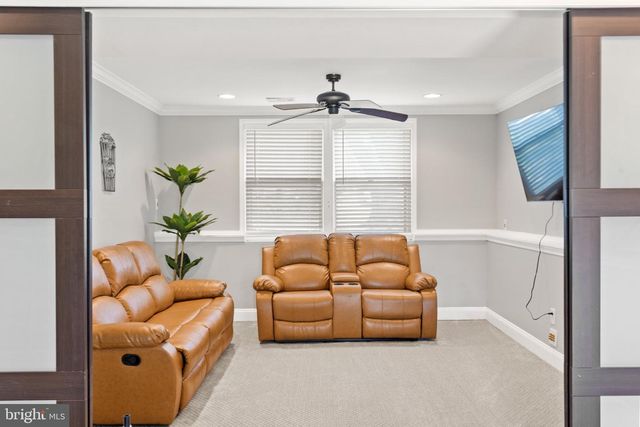 2592 VIKING DR, Herndon, VA 20171