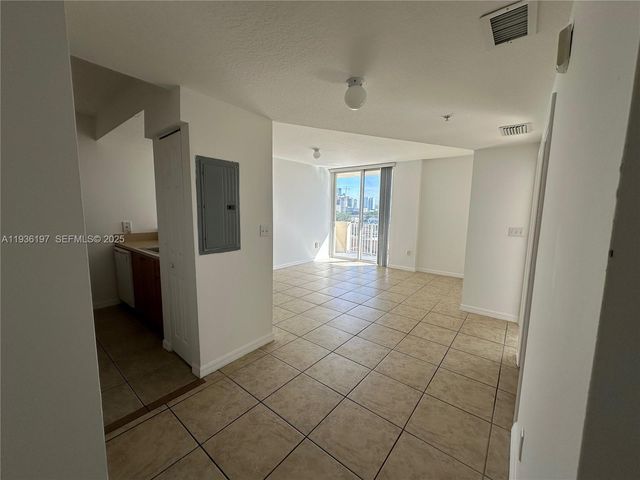 119 SW 6th Ave 707, Miami, FL 33130