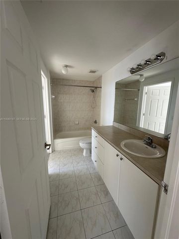 119 SW 6th Ave 707, Miami, FL 33130