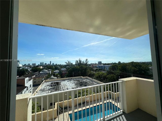 119 SW 6th Ave 707, Miami, FL 33130