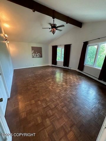 950 E Chugach View Drive, Wasilla, AK 99654