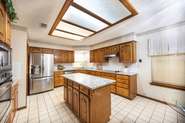 3100 Bellflower Lane, Carrollton, TX 75007