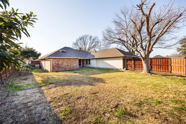 3100 Bellflower Lane, Carrollton, TX 75007