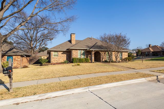 3100 Bellflower Lane, Carrollton, TX 75007