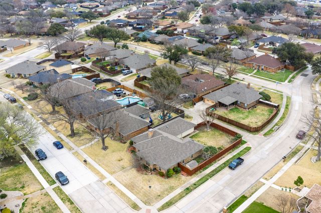 3100 Bellflower Lane, Carrollton, TX 75007