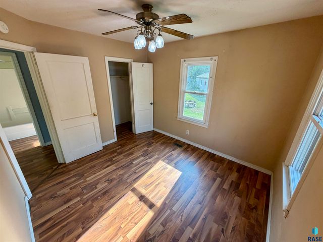 3309 N 10th Ave Avenue, Sioux Falls, SD 57104