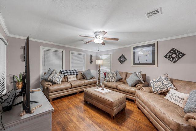 3241 Edmond Avenue, Waco, TX 76707