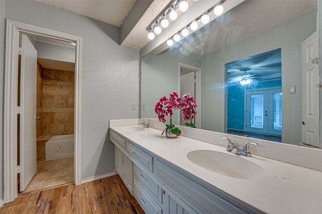 917 Meadowgate Drive, Garland, TX 75040