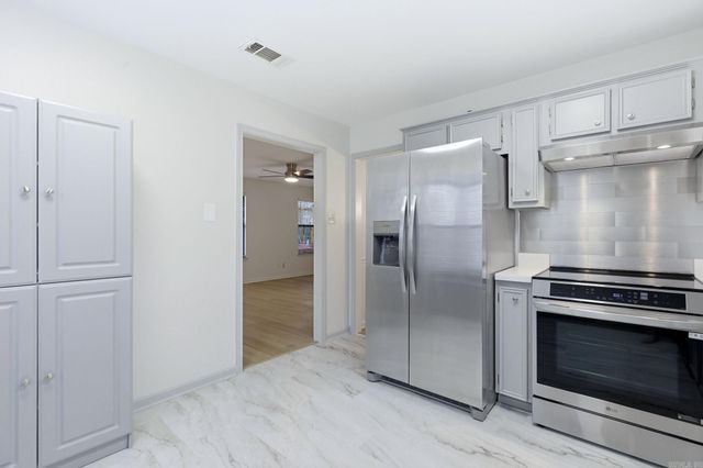 310 Nix, Little Rock, AR 72211