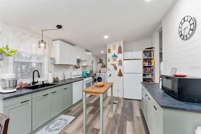 12310 SE 86TH AVENUE, Belleview, FL 34420