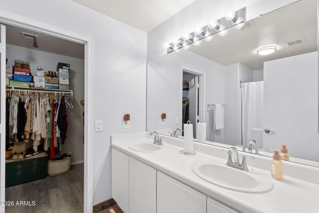 1039 W 6TH Avenue, Apache Junction, AZ 85120