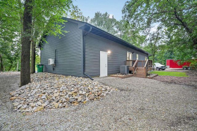 840 Grand Blvd, Evansdale, IA 50707