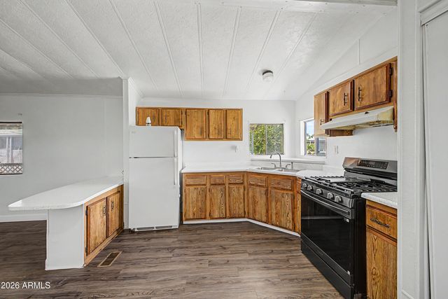 8595 N 71ST Avenue 94, Glendale, AZ 85301