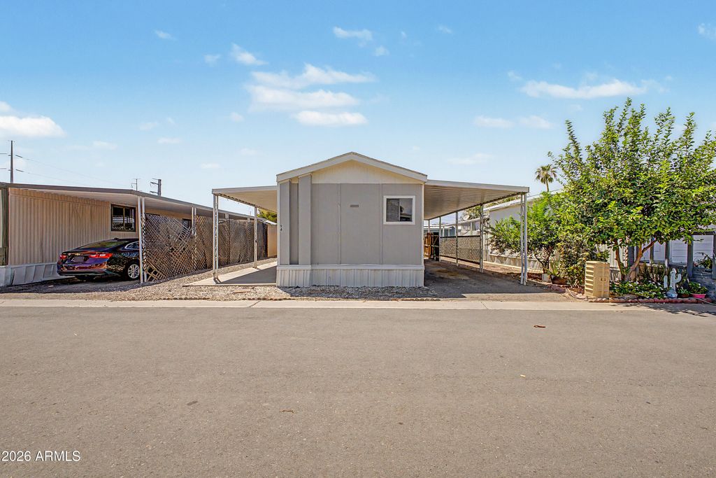 8595 N 71ST Avenue 94, Glendale, AZ 85301