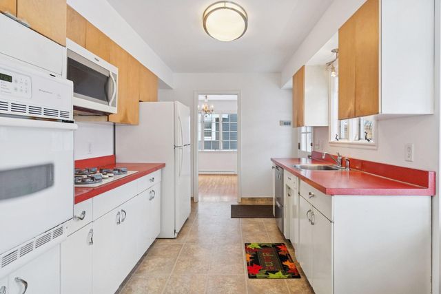 4012 Linden Hills Boulevard, Minneapolis, MN 55410