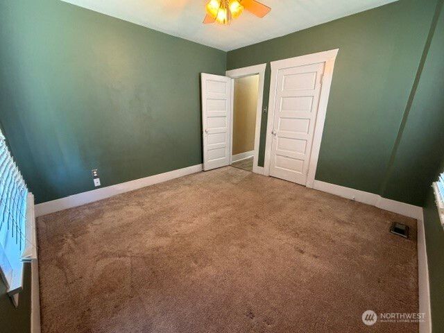 6722 S J Street, Tacoma, WA 98408