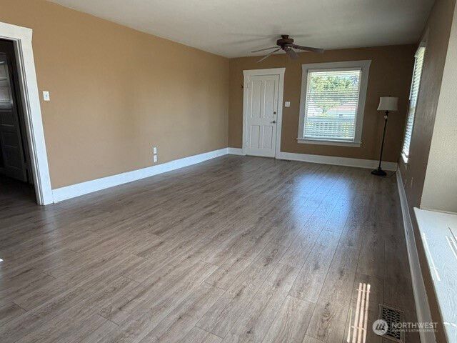 6722 S J Street, Tacoma, WA 98408