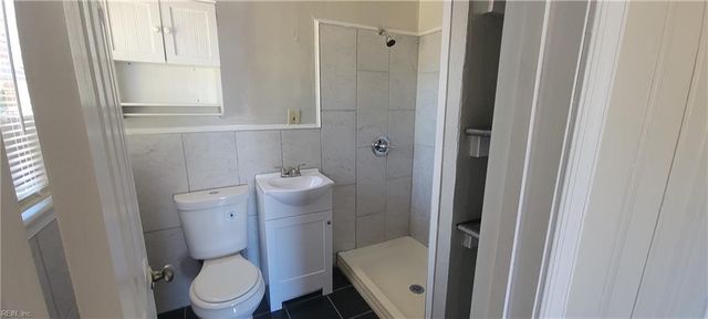 1832 Roanoke AVE, Newport News, VA 23607