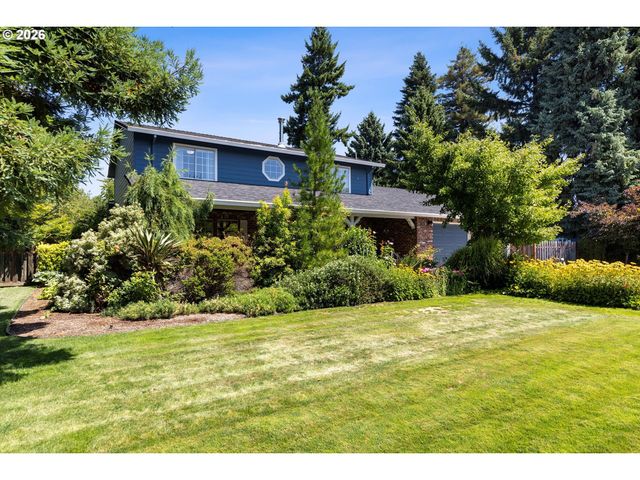 339 Ne SOUTH SHORE Rd, Portland, OR 97211