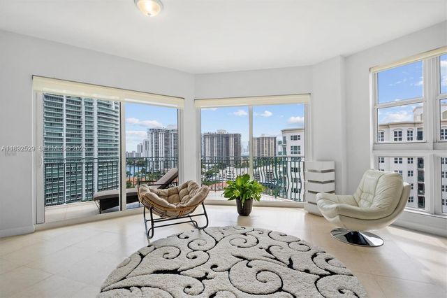 20000 E Country Club Drive PH01, Aventura, FL 33180