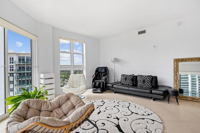 20000 E Country Club Drive PH01, Aventura, FL 33180
