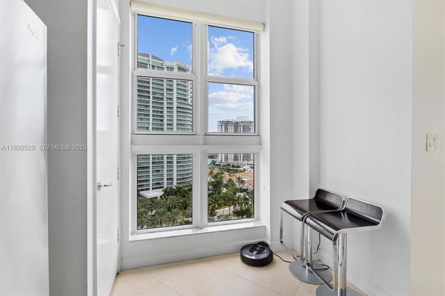 20000 E Country Club Drive PH01, Aventura, FL 33180