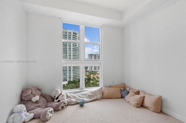 20000 E Country Club Drive PH01, Aventura, FL 33180