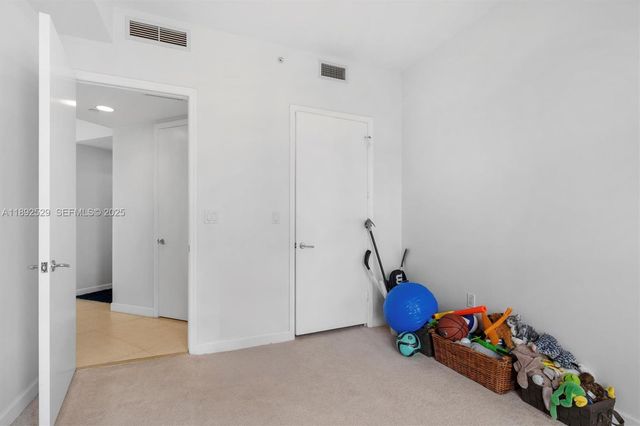 20000 E Country Club Drive PH01, Aventura, FL 33180