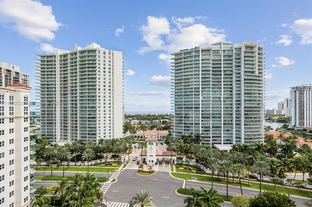 20000 E Country Club Drive PH01, Aventura, FL 33180