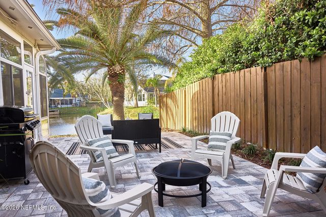 1873 EVANS Drive S, Jacksonville Beach, FL 32250