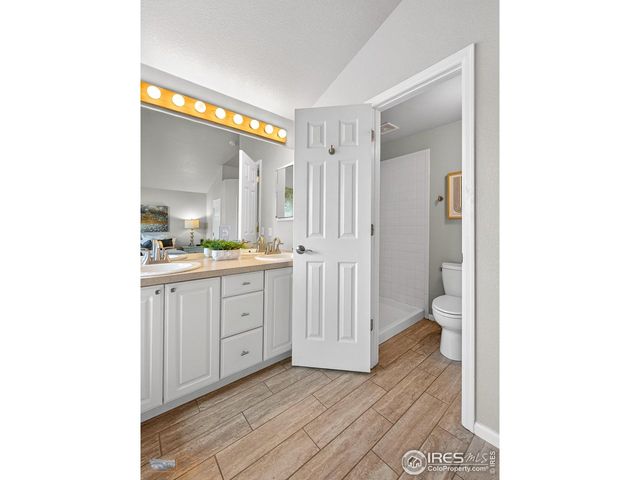 379 Lodgewood Ln, Lafayette, CO 80026