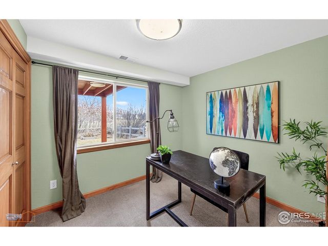 379 Lodgewood Ln, Lafayette, CO 80026