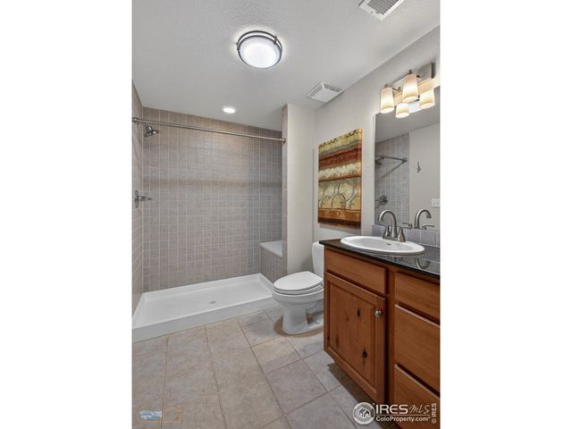 379 Lodgewood Ln, Lafayette, CO 80026