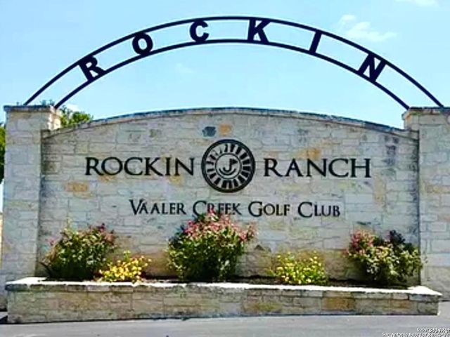 119 N John Bird, Blanco, TX 78606