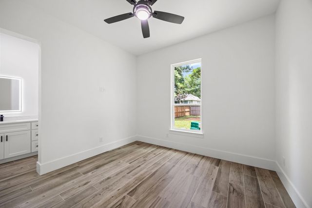 34202 Conroe Huffsmith, Magnolia, TX 77354