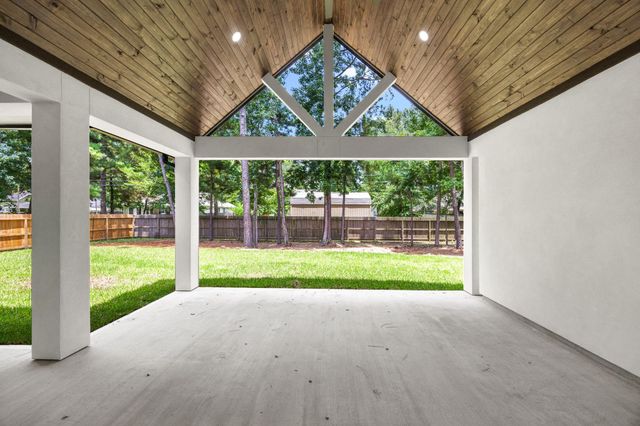 34202 Conroe Huffsmith, Magnolia, TX 77354