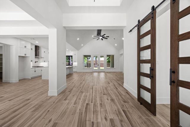 34202 Conroe Huffsmith, Magnolia, TX 77354