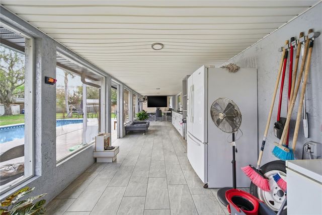 4916 HI VISTA CIRCLE, Tampa, FL 33625