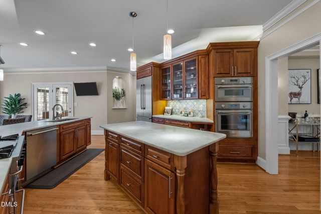 825 Oxbow Crossing Road, Chapel Hill, NC 27516