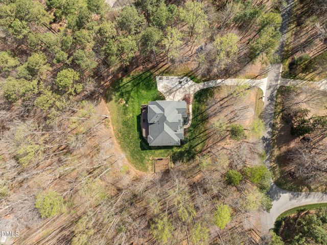 825 Oxbow Crossing Road, Chapel Hill, NC 27516