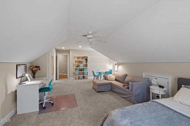 825 Oxbow Crossing Road, Chapel Hill, NC 27516