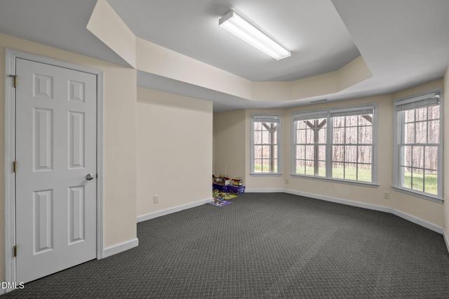 825 Oxbow Crossing Road, Chapel Hill, NC 27516