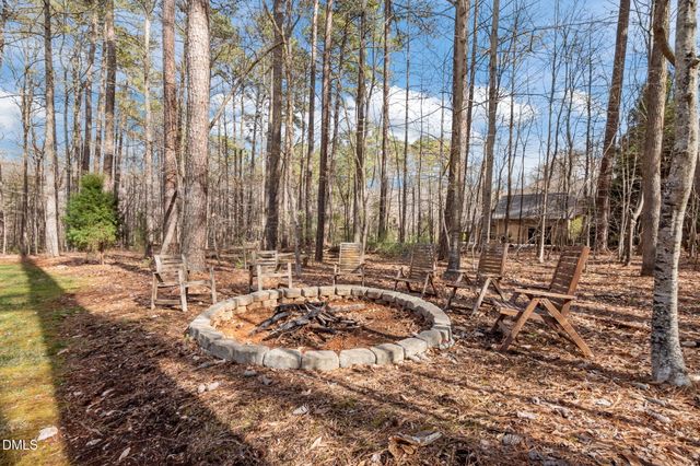 825 Oxbow Crossing Road, Chapel Hill, NC 27516