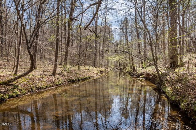 825 Oxbow Crossing Road, Chapel Hill, NC 27516